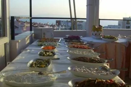 Grand Nett Beach Otel 2* Kusadası