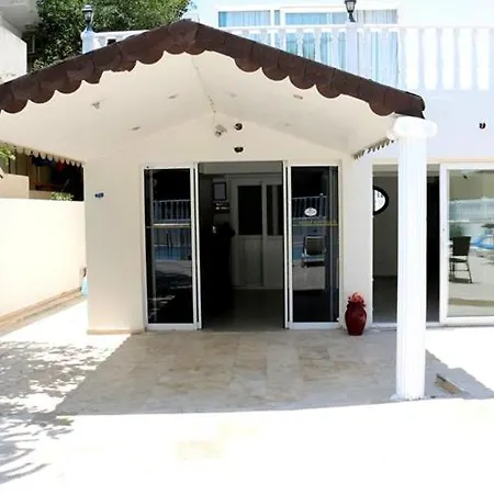 Grand Nett Beach Otel 2* Kusadası